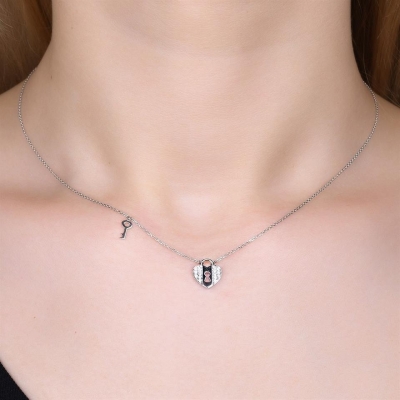 0,07ct Kalp ve Anahtar Figürlü Özel Pırlanta Kolye - Gelin Damat Diamond