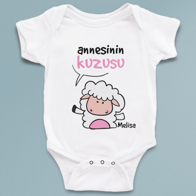 Annesinin Kuzusu İsme Özel Bebek Zıbın - 