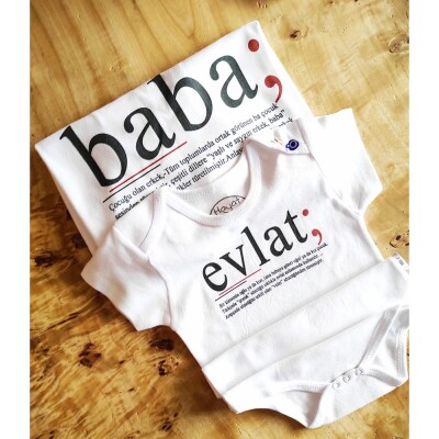 Baba Evlat Baskılı tişört ve bebek zıbını - 