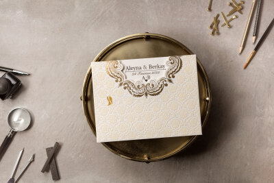 Bej Kabartmalı Yaldız Desenli Davetiye - GD8386 - Gelin Damat