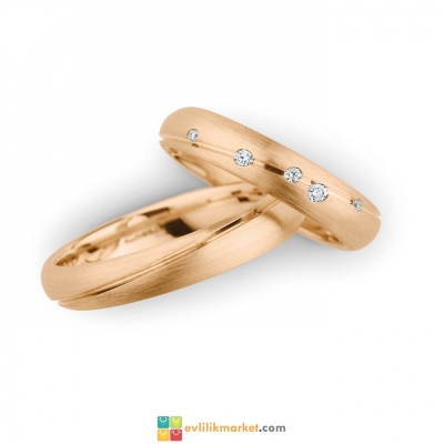 Bombeli taşlı altın alyans - 4.10 Gram - Gelin Damat Alyans