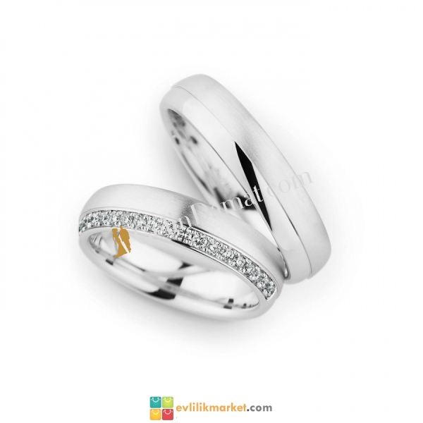 Broseli taşlı beyaz altın alyans - 6.10 Gram - 1