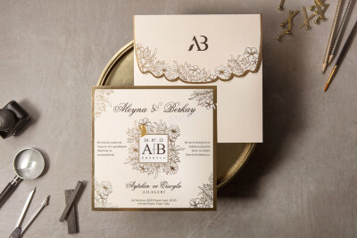 Krem Modern Özel İşlemeli Davetiye - GD8413 - Gelin Damat