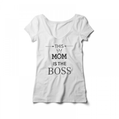 This Mom is the Boss Kadın Tshirt - 