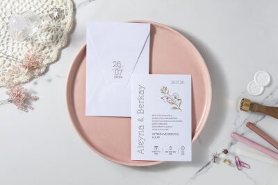 Üçgen Katlamalı Zarif Davetiye - GD7111 - Gelin Damat