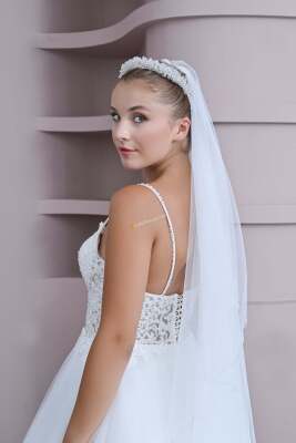 Zarif İnce Askılı Desenli Gelinlik 2025 - Gelin Damat